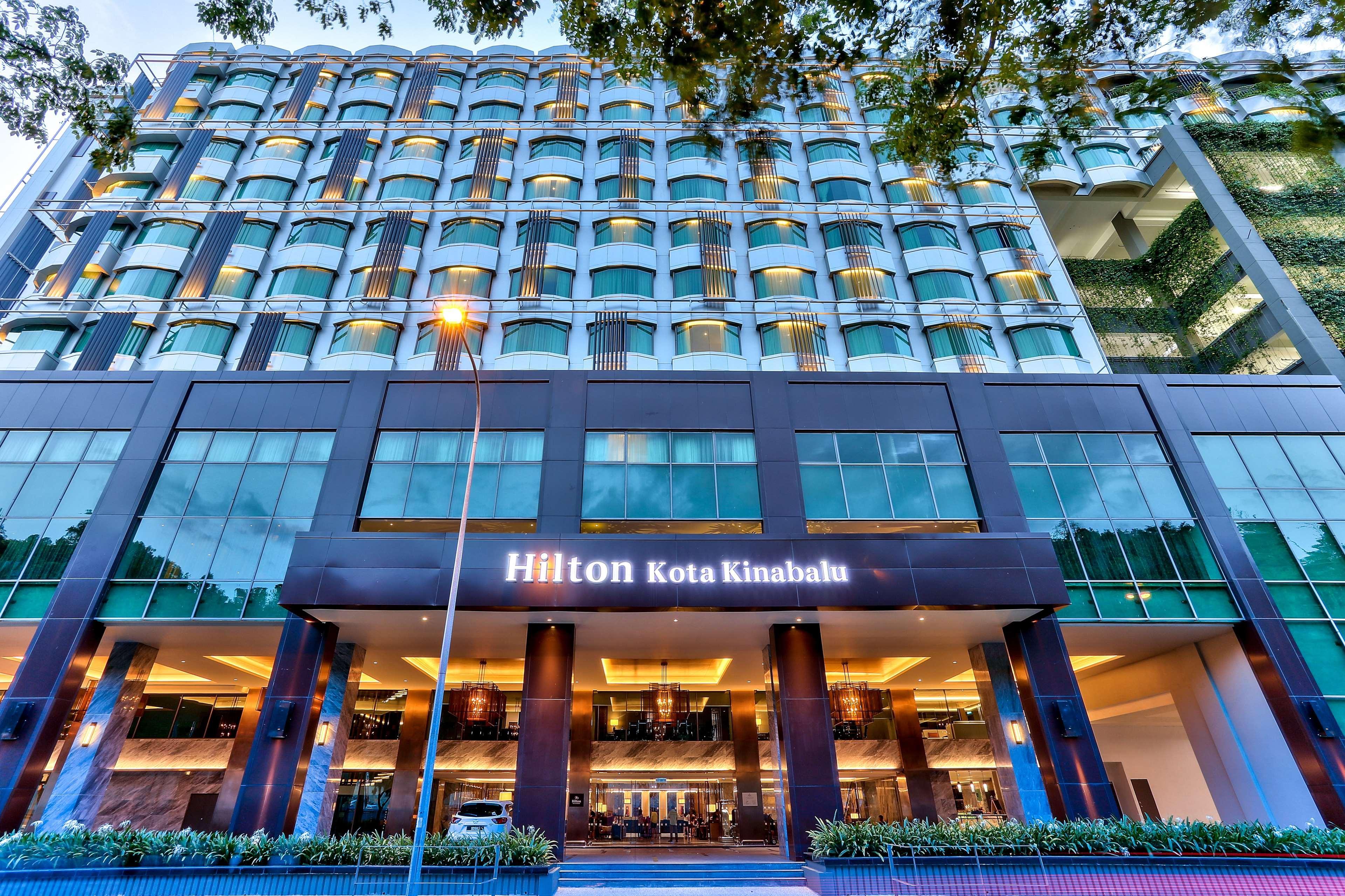 Hotel Hilton Kota Kinabalu Exterior foto