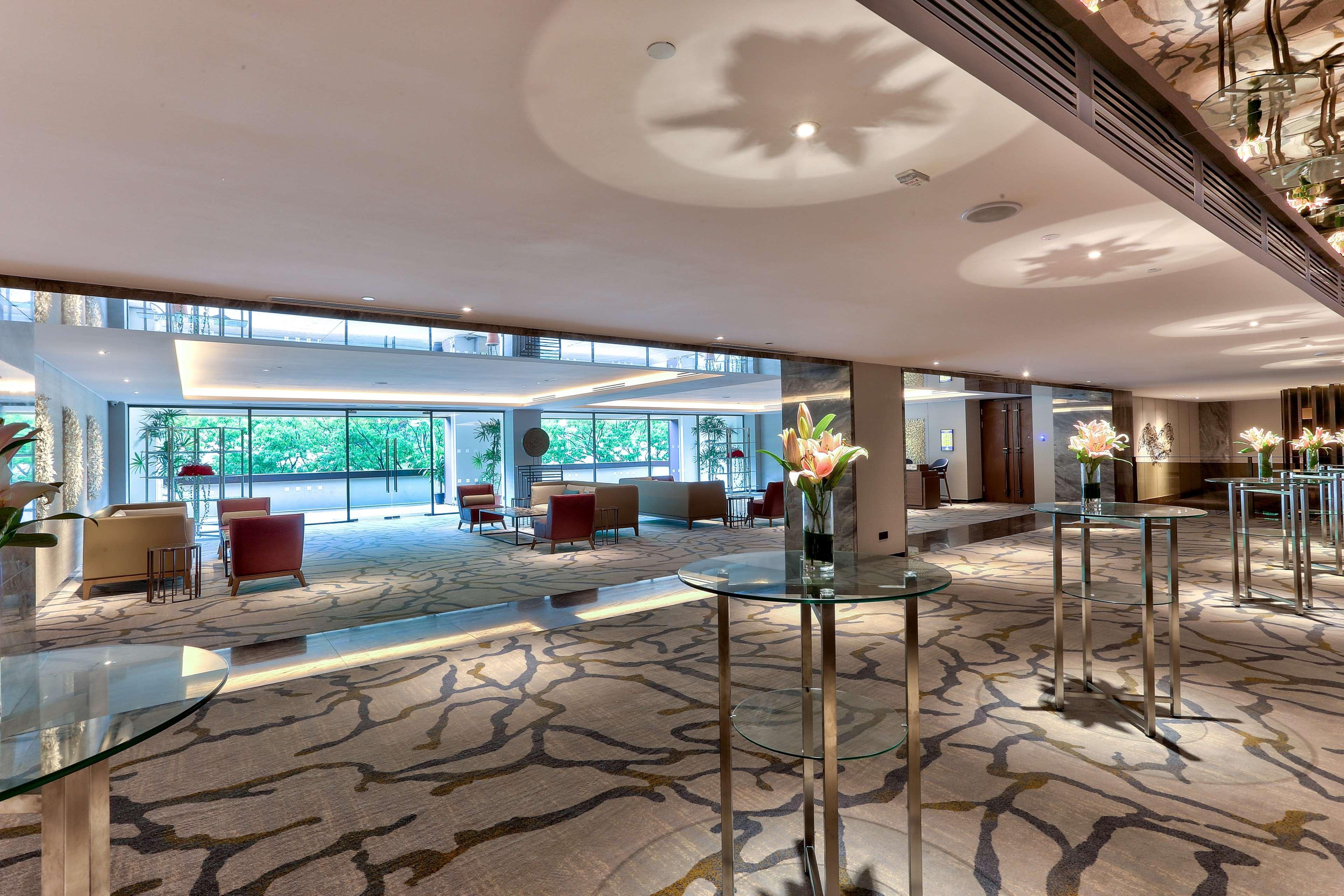 Hotel Hilton Kota Kinabalu Exterior foto Lobby